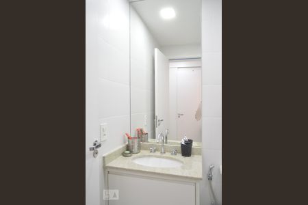 Apartamento à venda com 127m², 3 quartos e 2 vagasBanheiro da suite 3