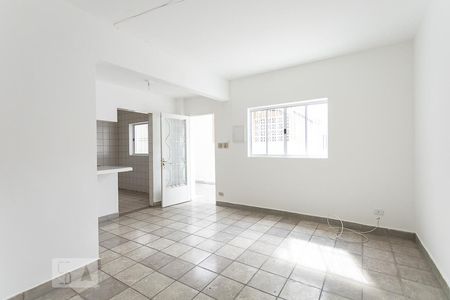 Sala de casa para alugar com 2 quartos, 88m² em Água Branca, São Paulo