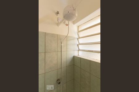 Apartamento para alugar com 60m², 2 quartos e sem vagaDetalhe banheiro