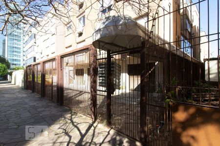 Apartamento para alugar com 60m², 2 quartos e sem vagaFachada e portaria