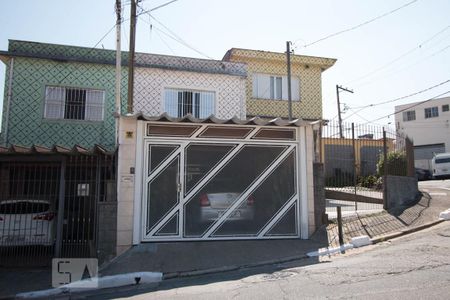 Casa à venda com 115m², 2 quartos e 2 vagasFachada