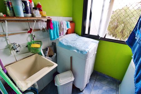 Área de Serviço de apartamento à venda com 2 quartos, 68m² em Jardim Henriqueta, Taboão da Serra
