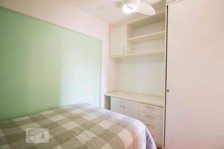Suíte de apartamento à venda com 2 quartos, 66m² em Vila Gumercindo, São Paulo