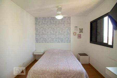 Apartamento à venda com 66m², 2 quartos e 2 vagasQuarto 