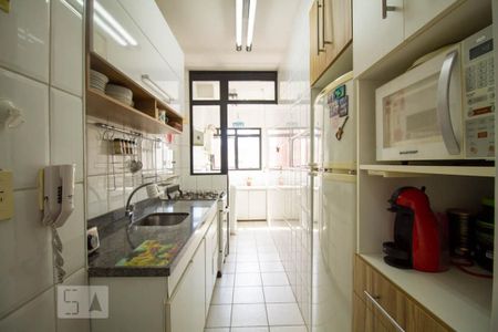 Apartamento à venda com 66m², 2 quartos e 2 vagasCozinha 