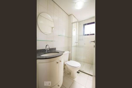 Apartamento à venda com 66m², 2 quartos e 2 vagasBanheiro 