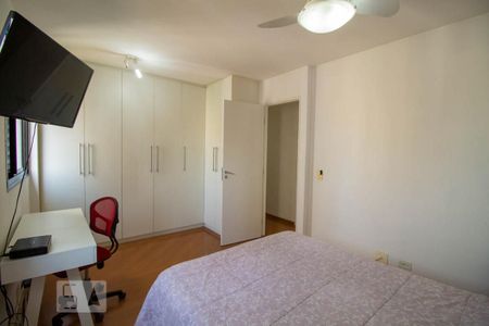 Apartamento à venda com 66m², 2 quartos e 2 vagasQuarto 