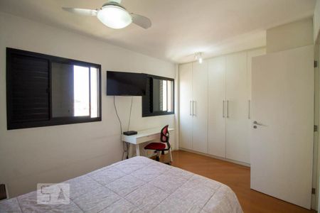 Apartamento à venda com 66m², 2 quartos e 2 vagasQuarto 