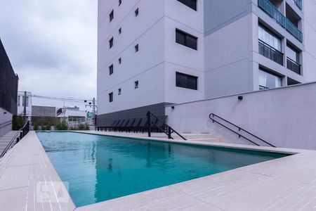 Studio para alugar com 33m², 1 quarto e sem vagaPiscina