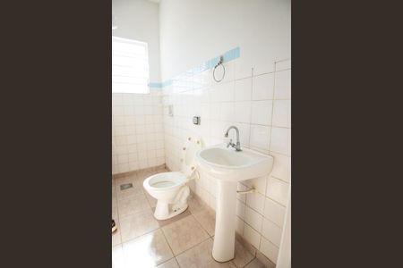 banheiro de casa para alugar com 1 quarto, 46m² em Jardim São Vicente, Campinas