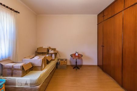 Casa de condomínio à venda com 350m², 4 quartos e 2 vagasQuarto 1