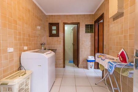 Casa de condomínio à venda com 350m², 4 quartos e 2 vagasÁrea de Serviço