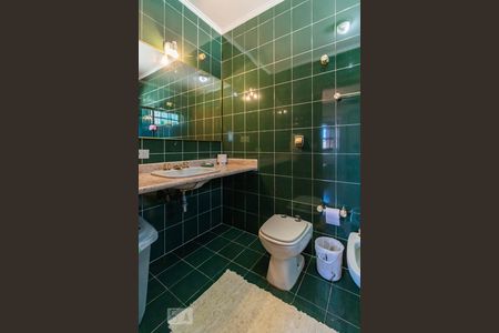 Casa de condomínio à venda com 350m², 4 quartos e 2 vagasBanheiro da Suíte 1