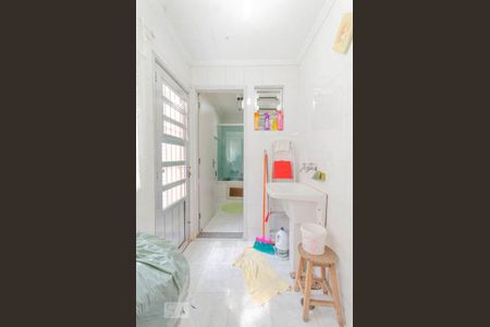 Casa à venda com 130m², 3 quartos e 1 vagaÁrea de Serviço