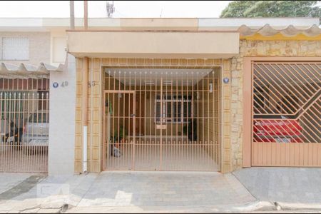 Casa à venda com 130m², 3 quartos e 1 vagaFachada
