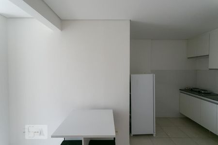 Sala de kitnet/studio para alugar com 1 quarto, 30m² em Centro, Belo Horizonte