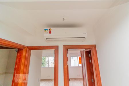 Sala - ar condicionado de casa de condomínio para alugar com 3 quartos, 296m² em Praia de Belas, Porto Alegre