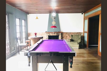Sala de jogos de casa à venda com 5 quartos, 316m² em Vila Assunção, Porto Alegre