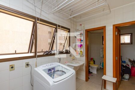 Apartamento para alugar com 254m², 5 quartos e 4 vagasLavanderia