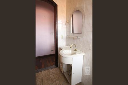 Banheiro de casa à venda com 3 quartos, 200m² em Vila Libanesa, São Paulo