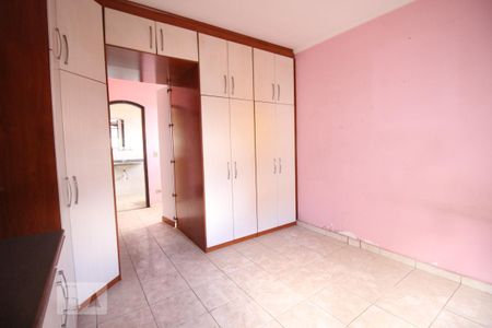 Quarto 1 de casa para alugar com 3 quartos, 200m² em Vila Libanesa, São Paulo