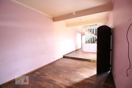 Sala de casa para alugar com 3 quartos, 200m² em Vila Libanesa, São Paulo