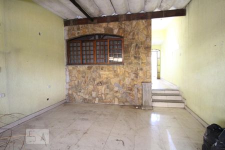 Garagem de casa à venda com 3 quartos, 200m² em Vila Libanesa, São Paulo