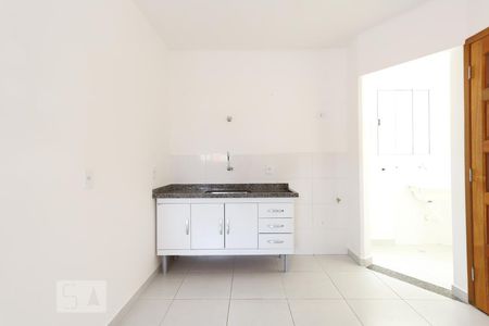 Cozinha de apartamento para alugar com 1 quarto, 50m² em Vila Pauliceia, São Paulo
