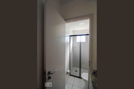 Banheiro de apartamento para alugar com 1 quarto, 30m² em Vila Gopouva, Guarulhos