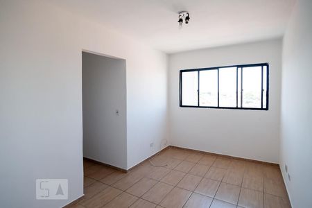 Sala de apartamento para alugar com 3 quartos, 59m² em Jardim Aeroporto, São Paulo