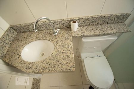 banheiro de apartamento à venda com 1 quarto, 39m² em Jardim Nova Europa, Campinas