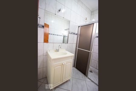 Banheiro de kitnet/studio para alugar com 1 quarto, 35m² em Cidade Santos Dumont, Jundiaí