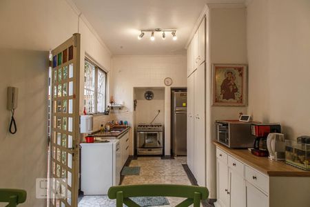 Casa à venda com 220m², 4 quartos e 3 vagasCozinha