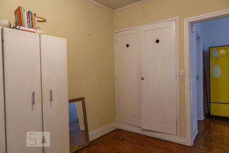 Casa à venda com 220m², 4 quartos e 3 vagasQuarto 2