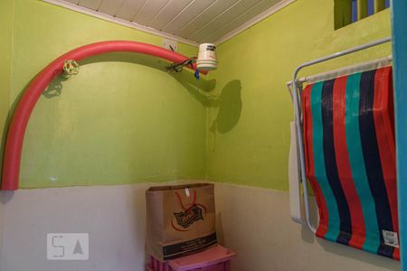 Casa à venda com 220m², 4 quartos e 3 vagasBanheiro 2