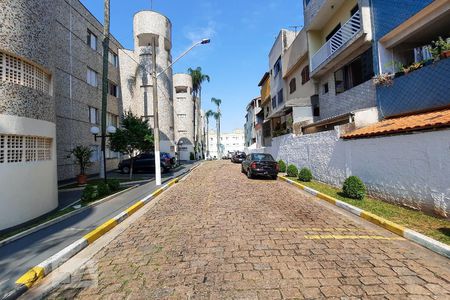 Apartamento à venda com 47m², 2 quartos e 1 vaga Apartamento à venda com 47m², 2 quartos e 1 vagaÁrea Comum