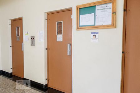 Apartamento para alugar com 48m², 2 quartos e 1 vagaElevadores