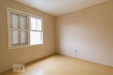 Quarto 2 de apartamento para alugar com 2 quartos, 59m² em São João, Porto Alegre