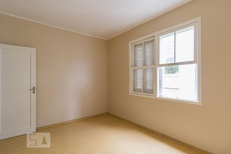 Quarto 2 de apartamento para alugar com 2 quartos, 59m² em São João, Porto Alegre