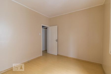 Quarto 2 de apartamento para alugar com 2 quartos, 59m² em São João, Porto Alegre