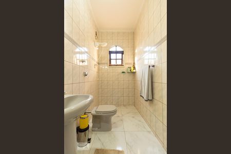 Casa à venda com 270m², 4 quartos e 3 vagasBanheiro