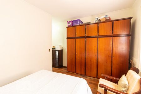 Casa à venda com 270m², 4 quartos e 3 vagasSuíte