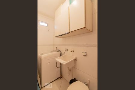 Casa à venda com 160m², 3 quartos e 2 vagasLavanderia