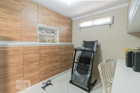 Casa à venda com 160m², 3 quartos e 2 vagasEscritório