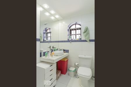 Casa à venda com 160m², 3 quartos e 2 vagasBanheiro Social