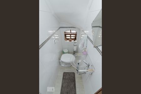 Casa à venda com 160m², 3 quartos e 2 vagasBanheiro 2