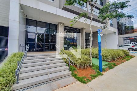 Studio à venda com 38m², 1 quarto e sem vaga Studio à venda com 38m², 1 quarto e sem vagaFachada e portaria