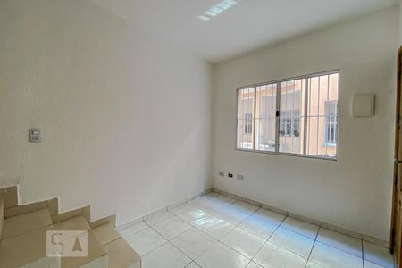 Sala de casa para alugar com 1 quarto, 30m² em Quarta Parada, São Paulo