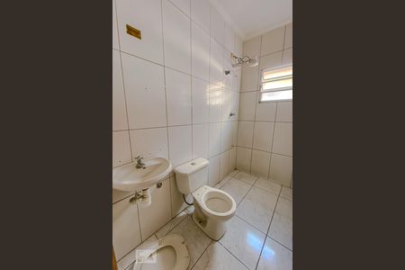 Banheiro de casa para alugar com 1 quarto, 30m² em Quarta Parada, São Paulo