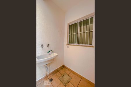 Casa para alugar com 30m², 1 quarto e sem vagaLavanderia